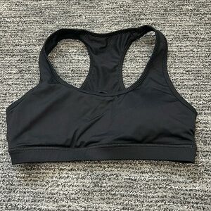 Black sports bra